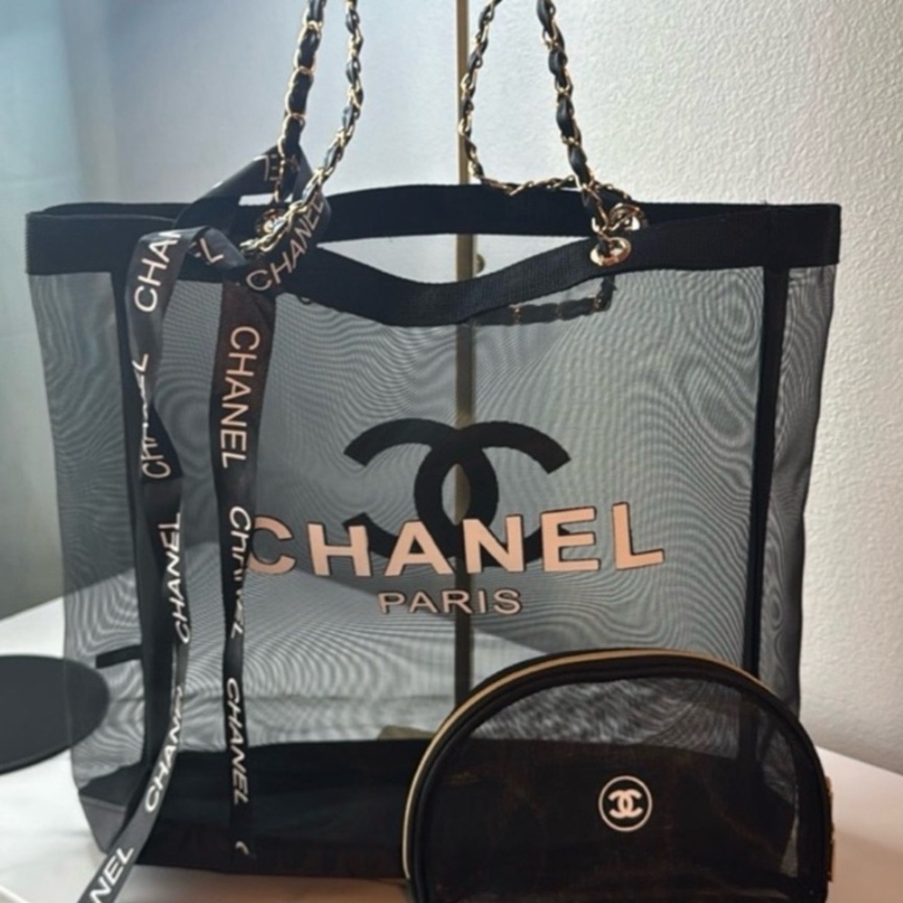 NWT Chanel Mesh Beach Tote Bag + Matching Pouch & Ribbon - Picture 2 of 3